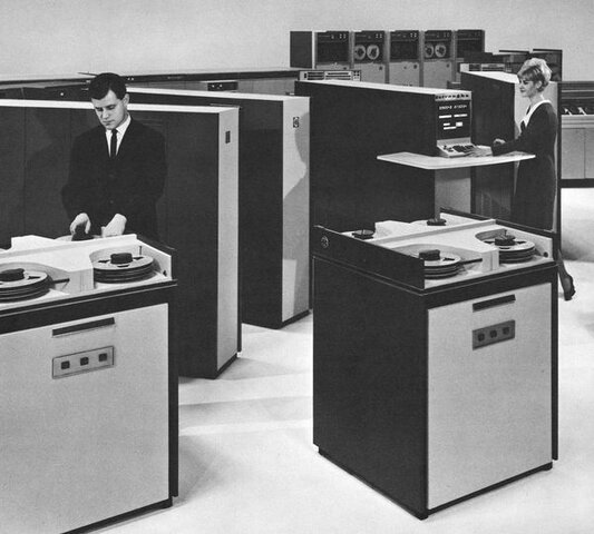 Burroughs B-2500 y B-3500