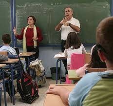 Se estableció por acta en EE.UU la creacion de liceo para sordos