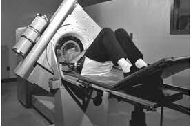 Primer equipo tomográfico computarizado