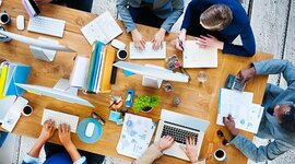 Timeline: Desarrollo Histórico de la Administración