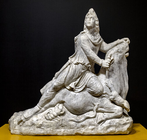 MITRAISMO (RELIGIÓN DE PERSIA)