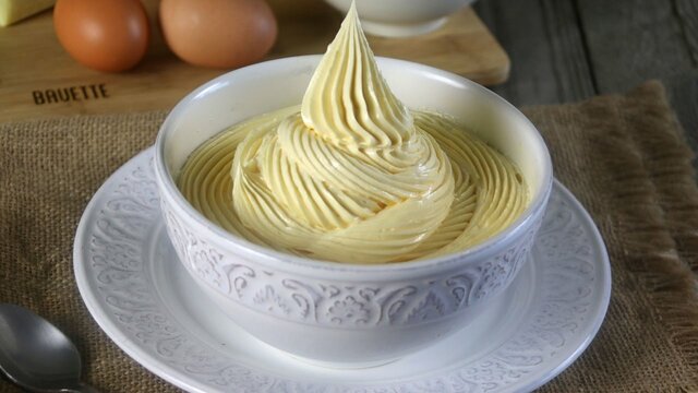 Crema de mantequilla y margarina