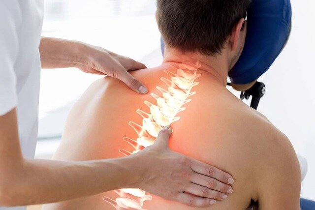 MANIPULACION QUIROPRATICA Y OSTEOPATICA