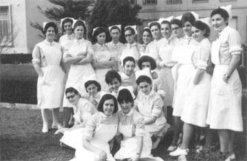 Colegios Oficiales de Auxiliares Sanitarios y el Consejo General de Colegios