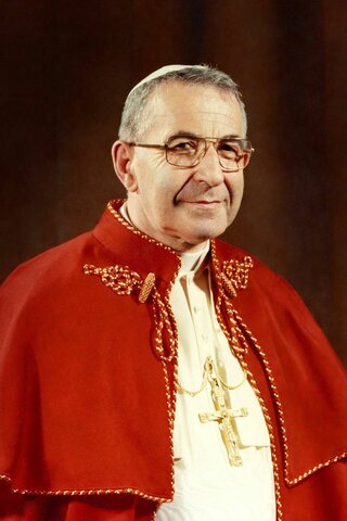 Surge el papa Juan Pablo I