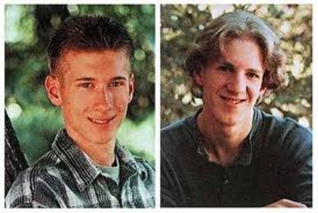Columbine murders in Littleton,Colorado