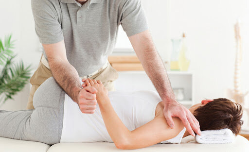 LA QUIROPRÁCTICA CONECTA CEREBRO Y COLUMNA