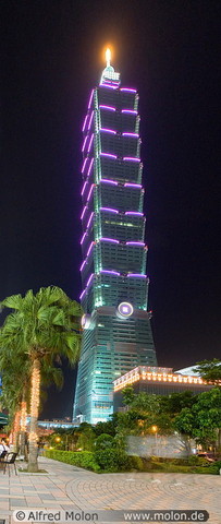 Taipei 101 officially opens