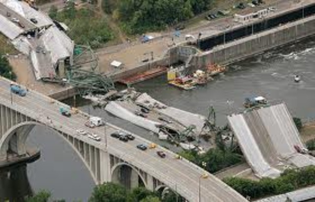 Mississippi Bridge Collapsed