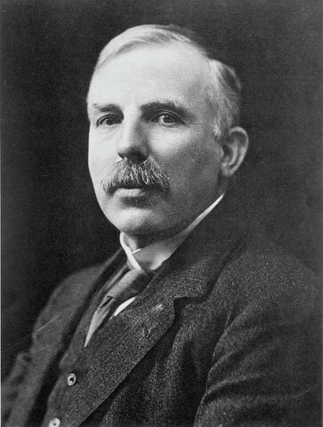 Ernest Rutherford: El átomo