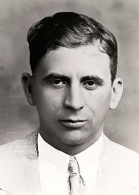 Lansky Formally Expands his Gambling Business Offshore to Cuba