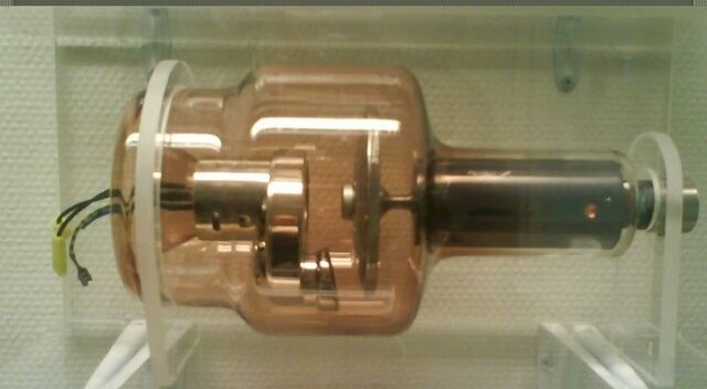 Cuarto Evento estructura del tubo de rayos X