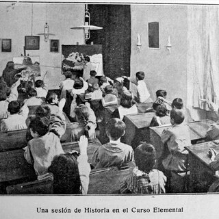 Primera Escuela de Educación Especial en el sector privado.