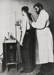 Primer laboratorio de radiología