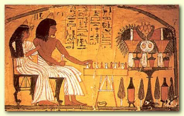 Se crea el ajedrez en el Valle Indo.