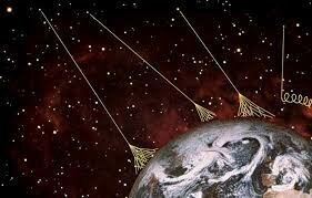 Marcello Damy de Souza y Paulus Aulus  Pompéia, rayos cósmicos