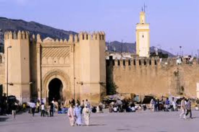 Maimonidies Arrives in Fez, Moocco