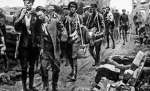 Una vez finalizada la I Guerra Mundial, los psicólogos van a intentar constituirse como profesionales a la vez que pretenden mostrar que dentro de la orientación clínica es posible realizar otras tareas independientes.