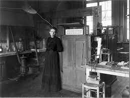 MARIE CURIE