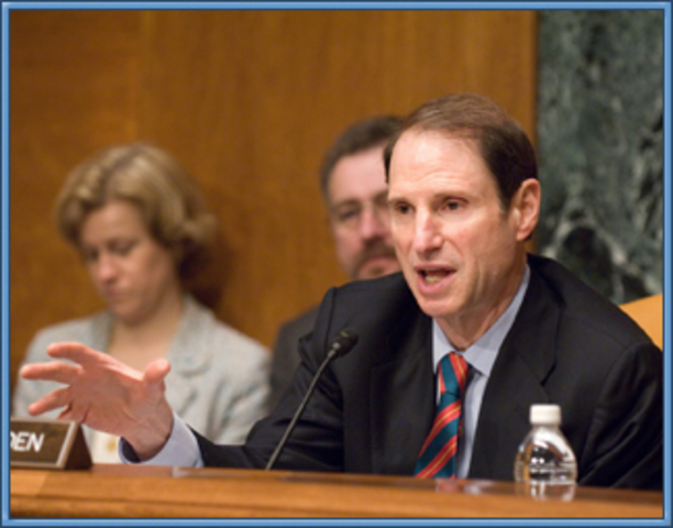 'Senator to FCC: time for black-and-white net neutrality rules '