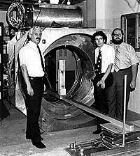 Primer Resonador Magnetico Nuclear completo.