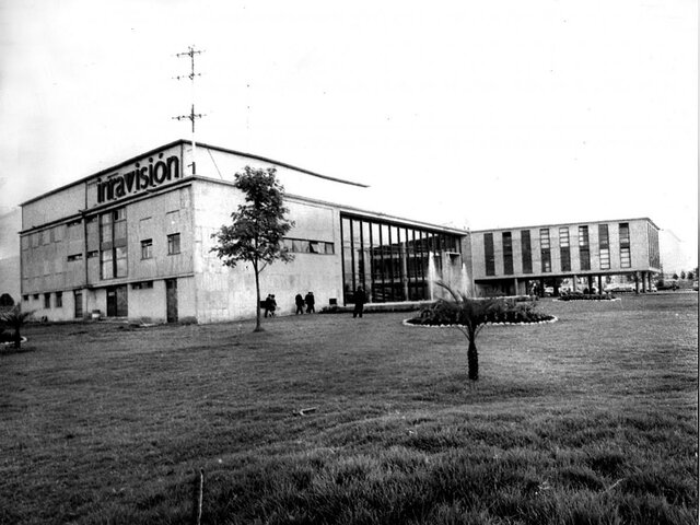 LA PRIMER EMISORA COLOMBIANA