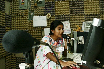 INDICIOS DE LA RADIO COMUNITARIA