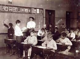 Treintaitresava Universidad