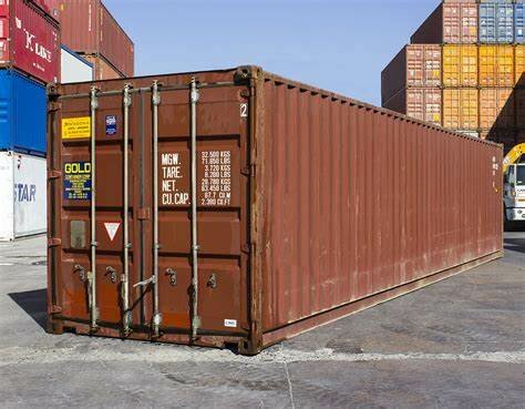 Creación de contenedor marítimo