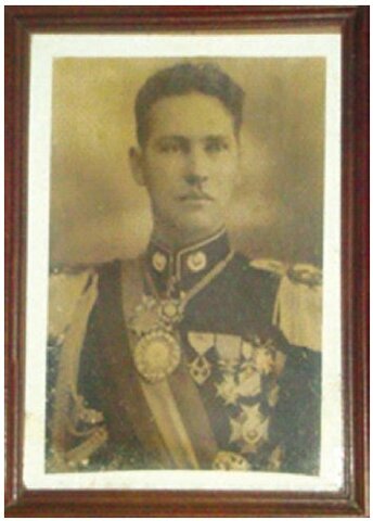 Egreso de Busch de la universidad: