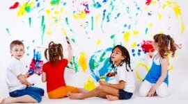 Timeline: TRAS LOS PASOS DE LA INFANCIA Y ADOLESCENCIA