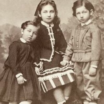 Timeline: Historia de la infancia