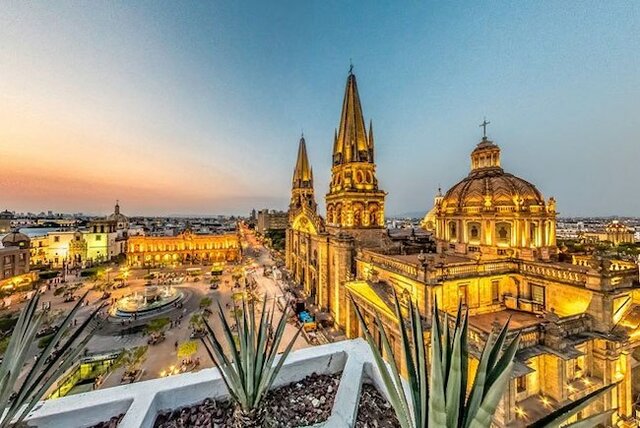 4° Definitiva fundación de Guadalajara.