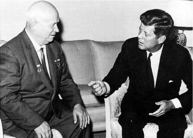 Instalación del teléfono rojo