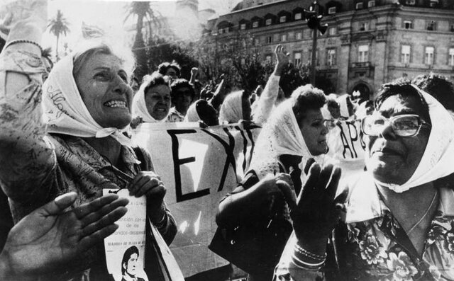 Madres y Abuelas de Plaza de Mayo