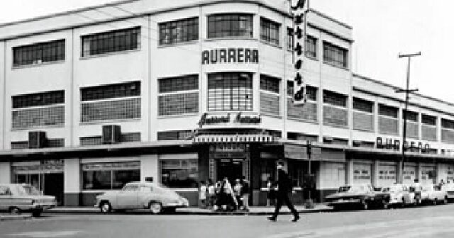 Se inaugura la primera tienda de autoservicio Aurrera en la Ciudad de México