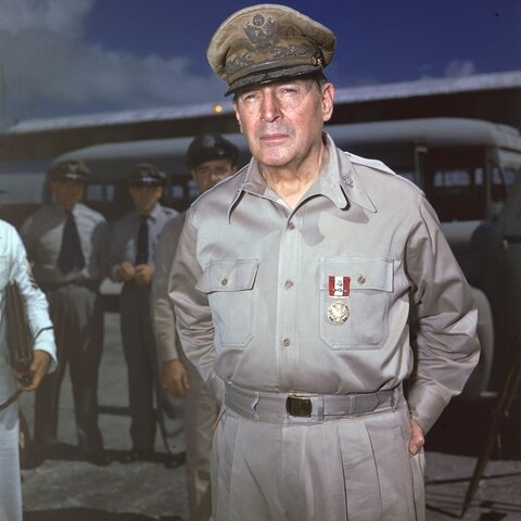 Destitución del general Douglas MacArthur