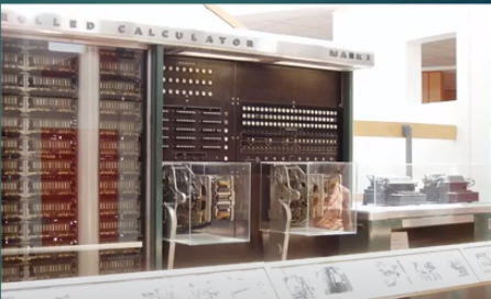 première machine programmable