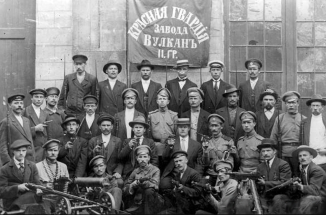 L'insurrection est victorieuse, les bolcheviks sont au pouvoir