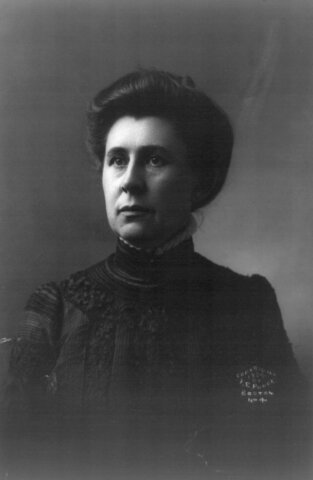 Ida Tarbell Publishes Her Article About Standard Oil