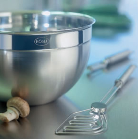 ayudo concino la cina con mi padre pero le gustar ayudo concino