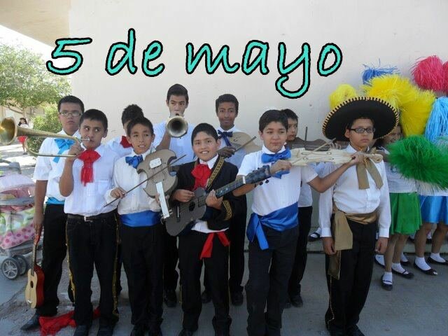 Mariachi el 5 de Mayo en la Primaria