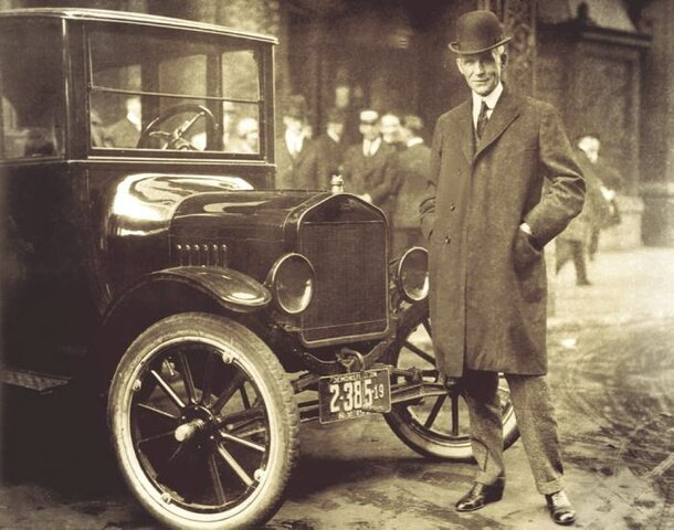 "Henry Ford" y su "Modelo T"