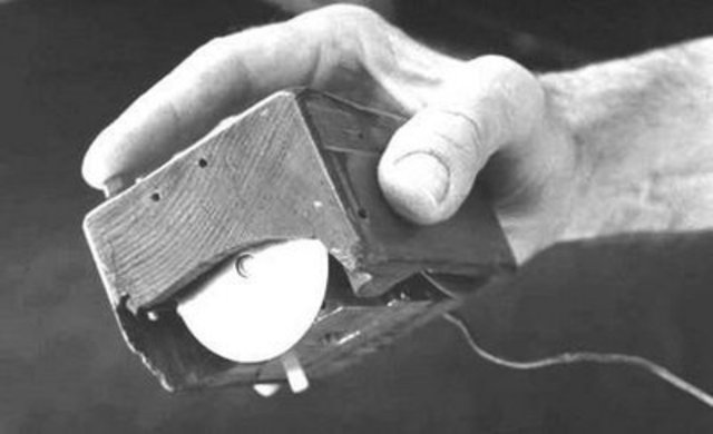 Invención del ratón (mouse) y la interface gráfica