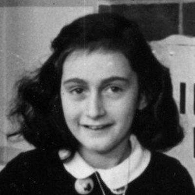 Timeline: ANNE FRANK TIMELINE BY : JORGE GONZALEZ