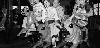 ADOLESCENCIA SIGLO XX (1.920)