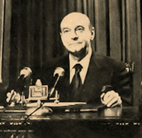 Asunción como Ministro de Economía de C. Rodrigo