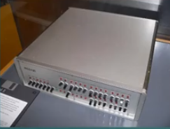 La première génération de micro-ordinateur