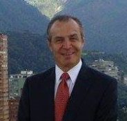 Se asigna presidente y representante jurídico.