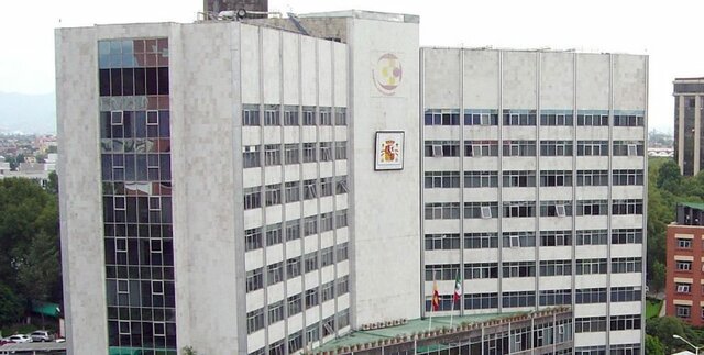 Fundación del servicio de transfusión sanguínea.